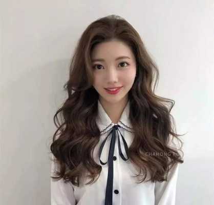 园胖脸适合什么发型（身上不胖，但是脸上肉多，圆圆的女生适合什么样的发型呢）