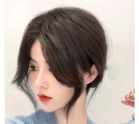 额头短窄适合什么刘海（八字刘海适合额头短的人吗）