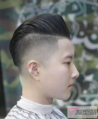 梨型头适合什么发型（梨型头适合什么发型男）