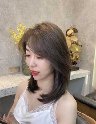 头发很干染什么颜色,头发毛躁适合什么颜色的衣服