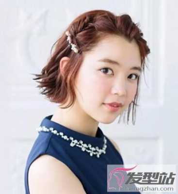 女生有美人尖适合什么发型（美人尖适合什么发型）