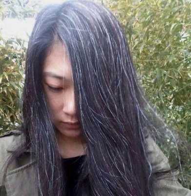 长了白头发怎么办,40岁开始长白发了怎么办