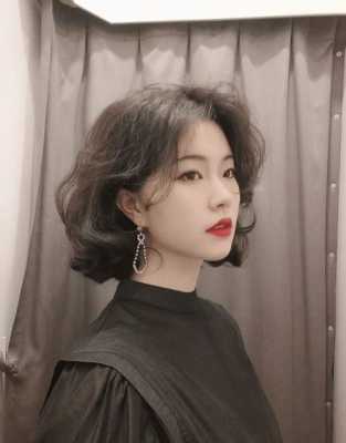 40岁的女人剪什么发型（40岁的女人剪什么发型好看）