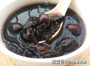 喝什么粥长头发（吃黑豆对头发有什么好处）