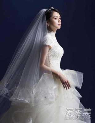 结婚弄什么发型好看（结婚证件照发型怎么梳好看）