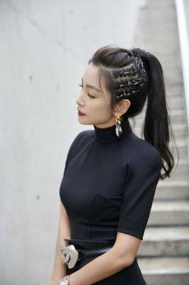 高马尾配什么衣服（高马尾配什么衣服好看）