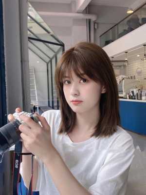 夏天弄什么发型图片（夏天弄什么发型图片女）