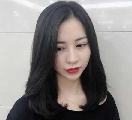 内扣适合染什么颜色（头发染什么颜色接近黑色，比较自然一点）