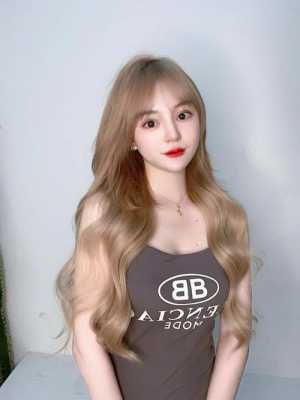 亚麻金适合什么肤色（亚麻金适合什么肤色的人穿）