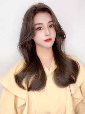 中分刘海怎么烫好看（中分刘海怎么烫好看图片）