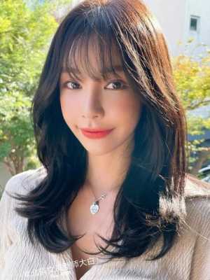 头发多做什么发型好看（头发多做什么发型好看图片女）