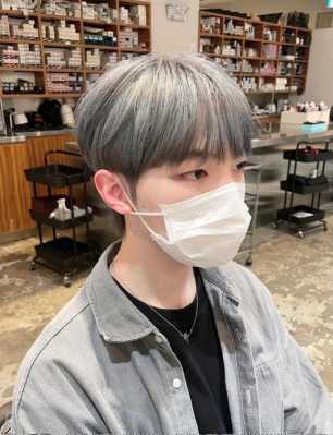 今年流行什么发色男生（男生该染什么发色）