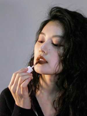 intoyou方脸适合颜色,方脸适合染什么颜色的头发