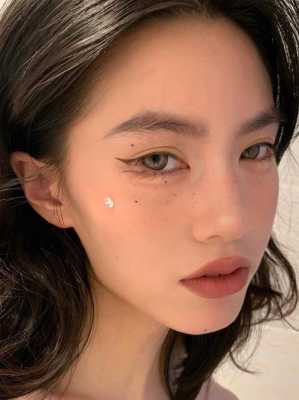 intoyou方脸适合颜色,方脸适合染什么颜色的头发