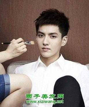 尖头型适合什么发型男（尖头型适合什么发型男士）