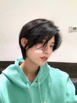 饿蛋脸适合什么发型（方圆脸适合狼尾鲻鱼头吗）