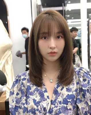 头发烫的内扣怎么打理（头发烫的内扣怎么打理好看）