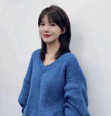 30岁女人剪什么发型（30岁女人剪什么发型显年轻）