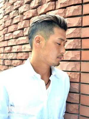 男士短发定型用什么好（男士短发定型用什么好用）