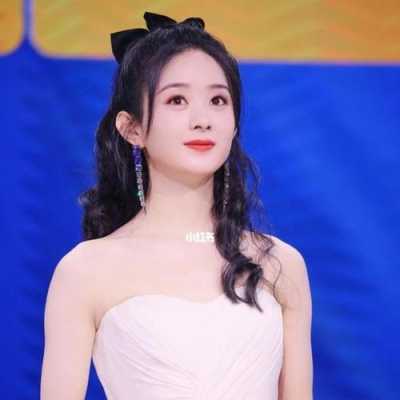 赵丽颖丸子头怎么扎的（长发蝴蝶结发卡怎么戴好看）
