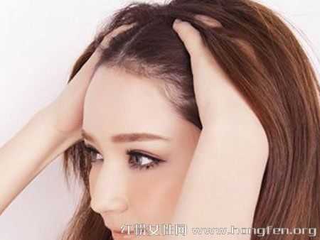 怎么让白头发变成黑头发（怎么让白头发变成黑头发的办法）