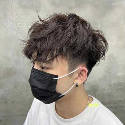 男士烫发的好处和坏处,男生烫头发有什么用处