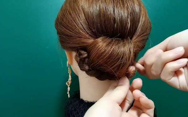 美发怎么盘（婆婆盘头发的简单方法）
