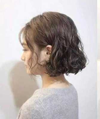 烫发内扣怎么烫（内扣卷烫发排杠教程）