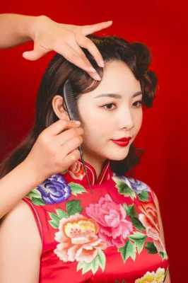 穿旗袍的头型怎样扎,旗袍头发怎么梳简单发型