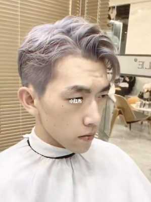 求高手，皮肤略黑的男生，染发什么颜色好看些，谢谢了,皮肤偏黑的男生适合穿什么颜色的衣服
