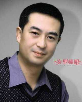碎平头怎么剪（碎平头怎么剪层次感）