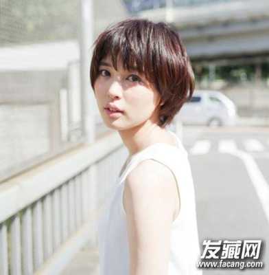 短发有什么造型（不想要长发、推荐几款最新的短发发型吧）