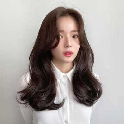 长发什么颜色洋气（跟头发颜色相近的颜色）