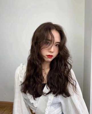女生烫发类型,什么卷发显少女感