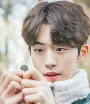男生中分怎么烫,男生中分怎么烫发