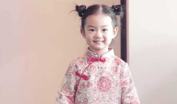 女宝哪吒头扎法,哪吒头搭配什么衣服好看