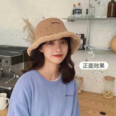 秋冬戴什么帽子好看（秋冬戴什么帽子好看女士）