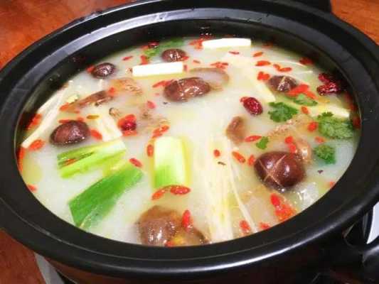 汤锅头是什么职位（汤锅头是什么职位做的）