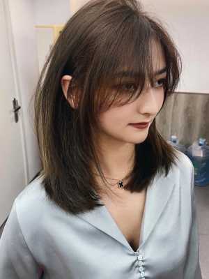 什么发型显得脖子长（什么发型显得脖子长一点）