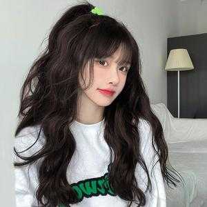 圆脸烫羊毛卷的效果,圆脸长发适合什么卷发女