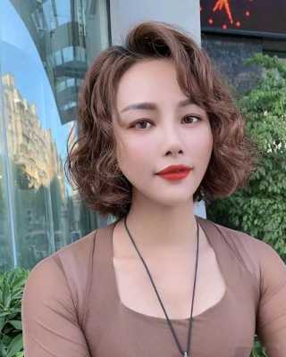 什么发型比较减龄（40岁剪什么发型减龄）
