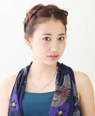 圆脸适合绑什么发型（圆脸适合绑什么发型女）