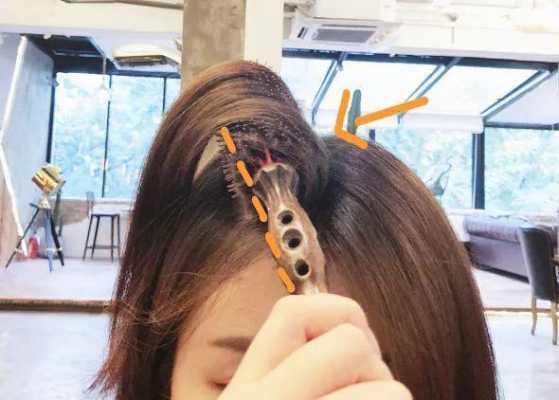 短发怎么用着哩水来抓,吹头发怎么抓头皮