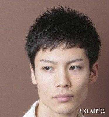 男生方头适合什么发型（男生方头适合什么发型图片）