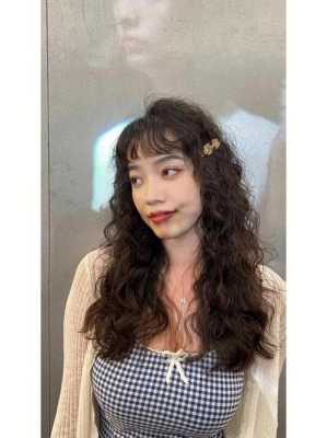 泡面卷适合什么脸型（泡面卷适合什么脸型的人吃）