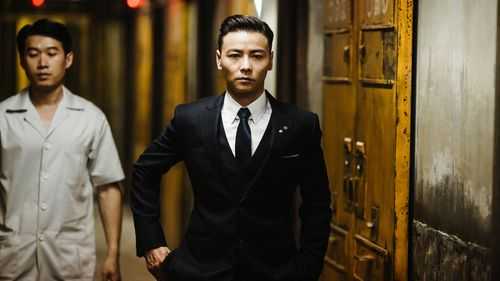 张晋的发型怎么剪（张晋的发型怎么剪）