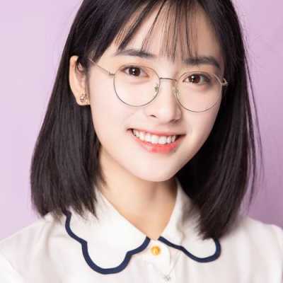 女生配什么眼镜好看