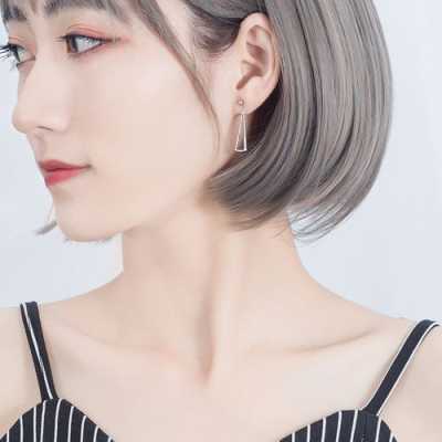 脖子短戴什么耳环比较好看呢,短头发配什么耳环好气质