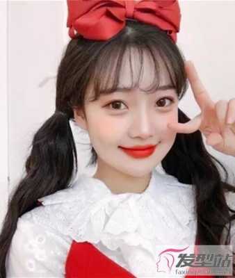 娃娃头适合什么脸型（娃娃脸是什么脸型）