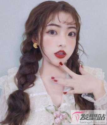 最简单的辫子怎么扎（最简单的辫子怎么扎一个人）